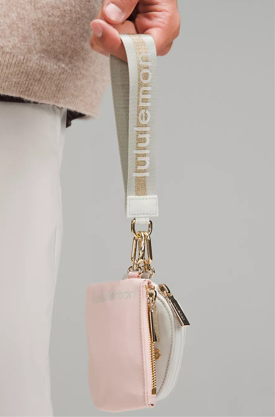 DUAL POUCH WRISTLET OLIVO