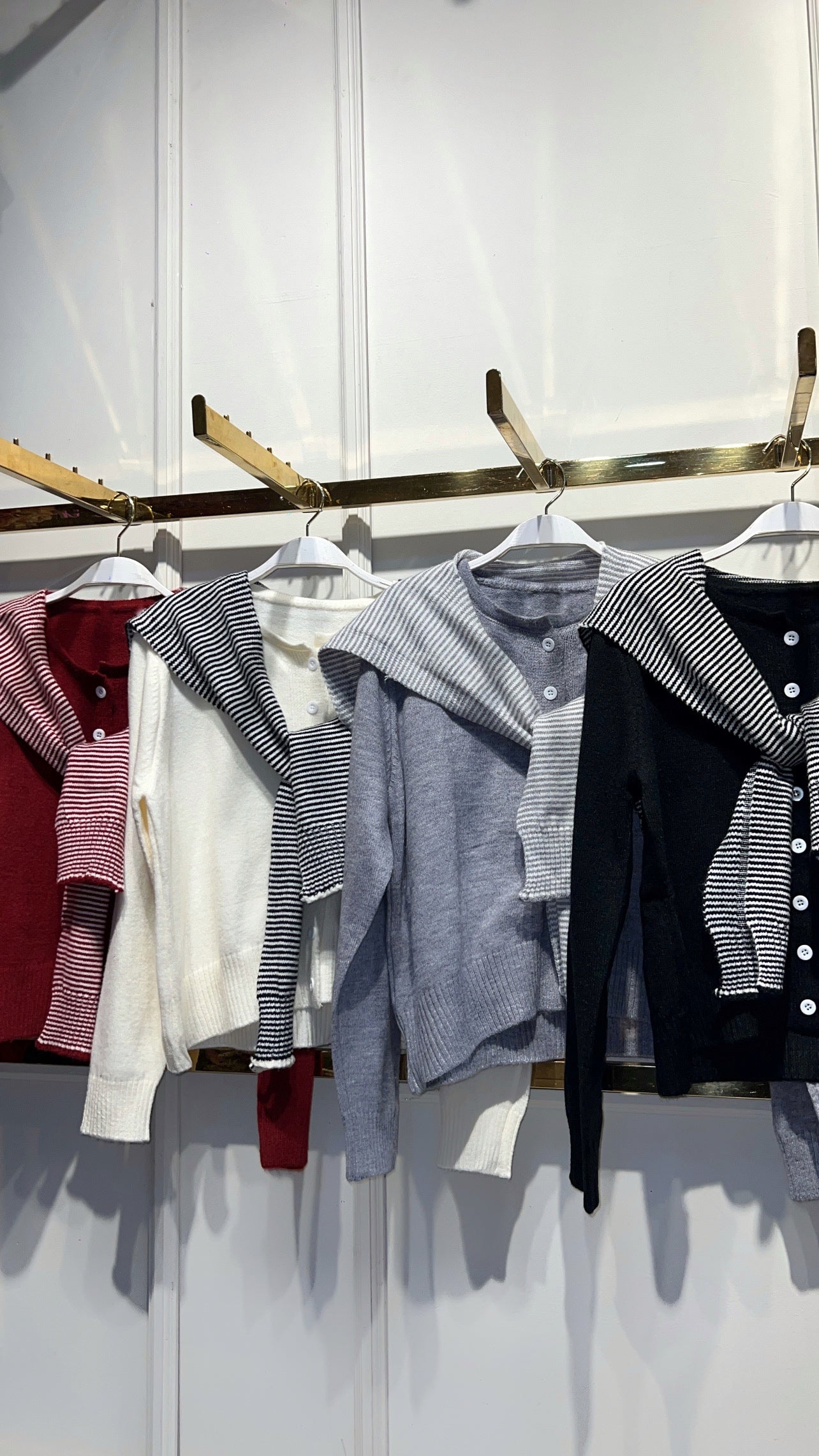 SUÉTER MARGARET GRIS