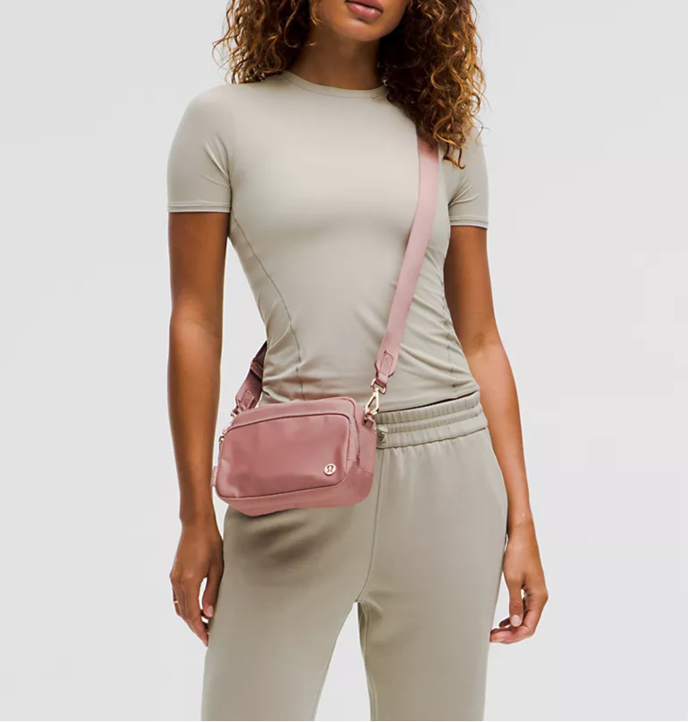 EVERYWHERE BAG CREMA/DORADO