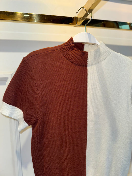 BLUSA LEÍA CHEDRON/CAFE