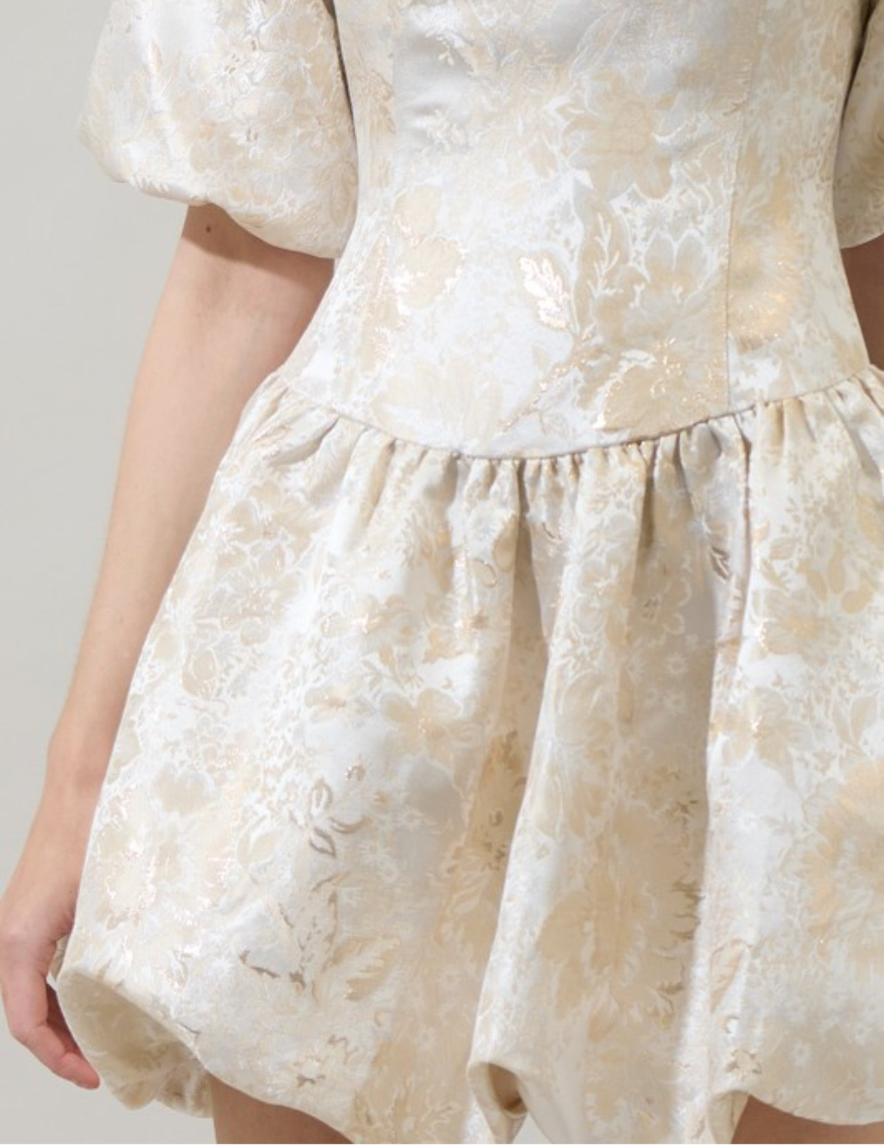 VESTIDO CLOUDY CREMA