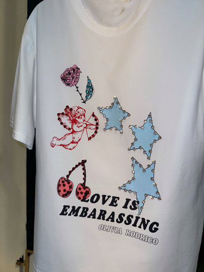 PLAYERA STARS / LOVE IS EMB
