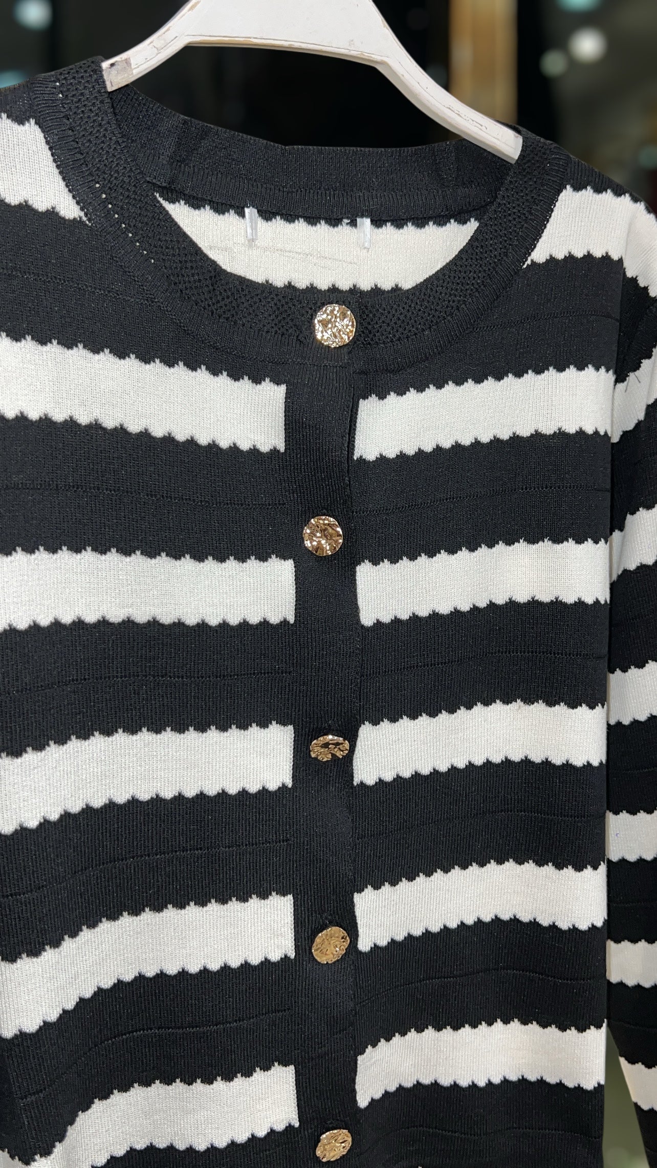 SUÉTER VELVET NEGRO