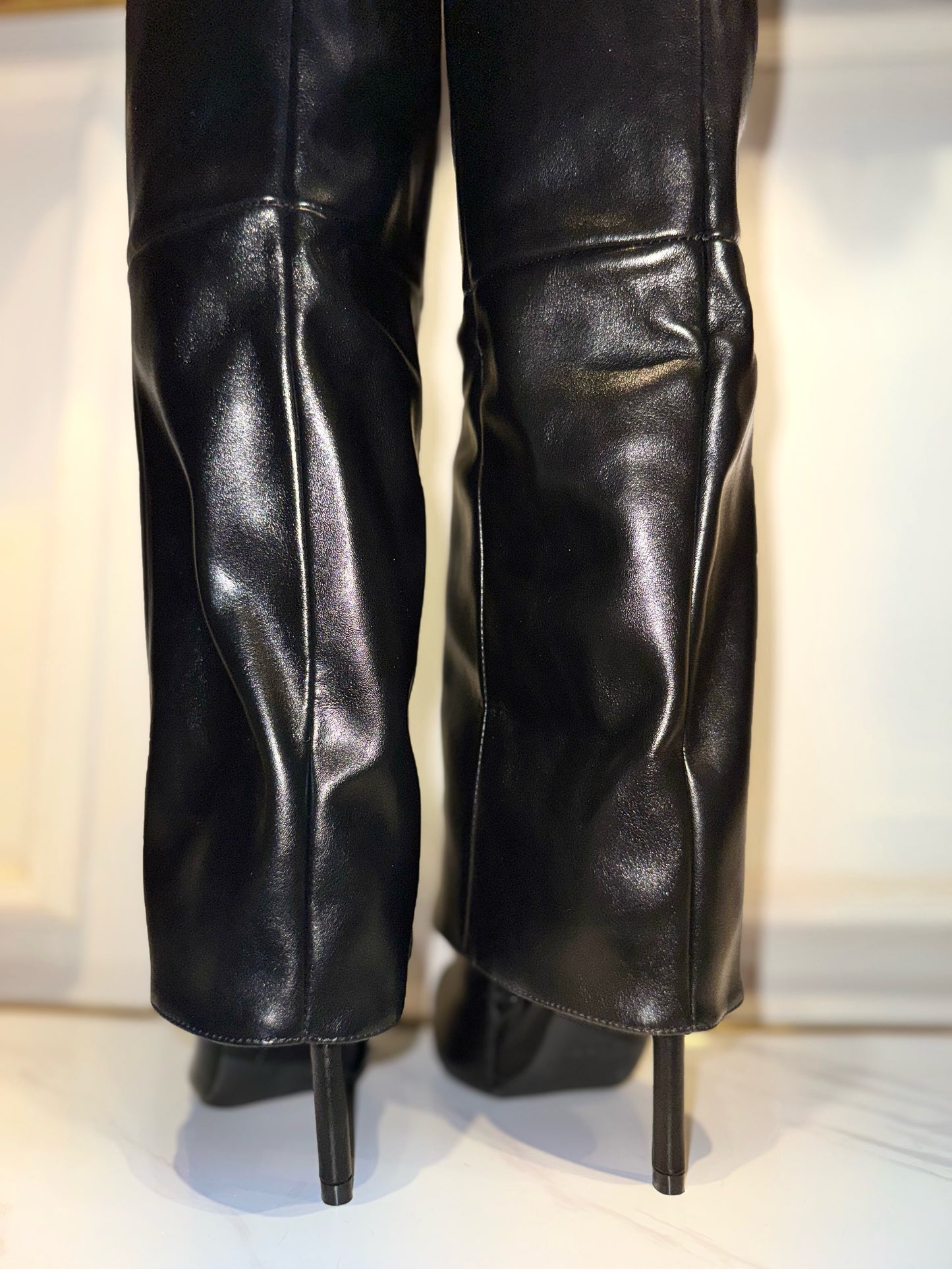 BOTA LEGANCY - NEGRO