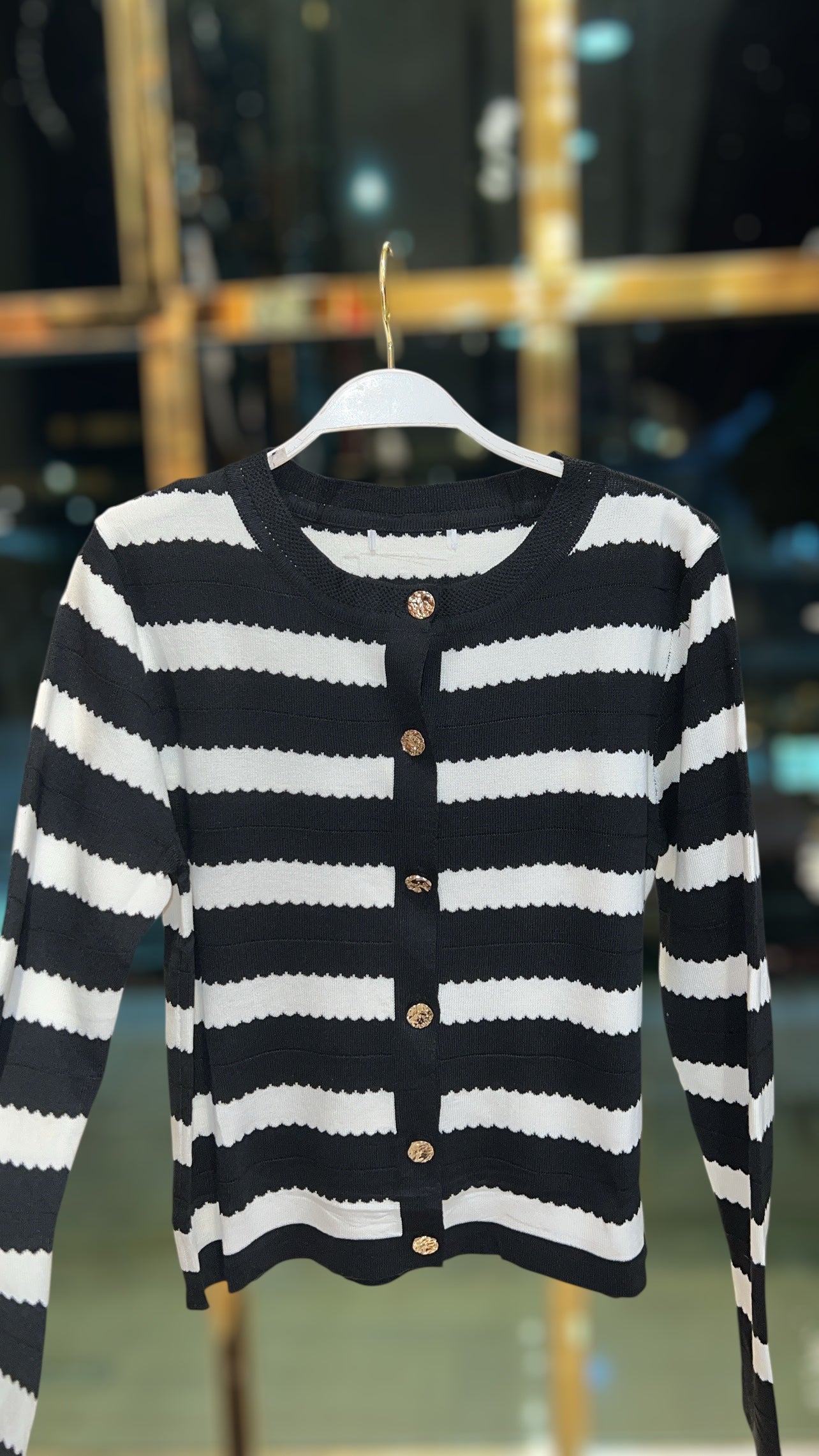 SUÉTER VELVET NEGRO