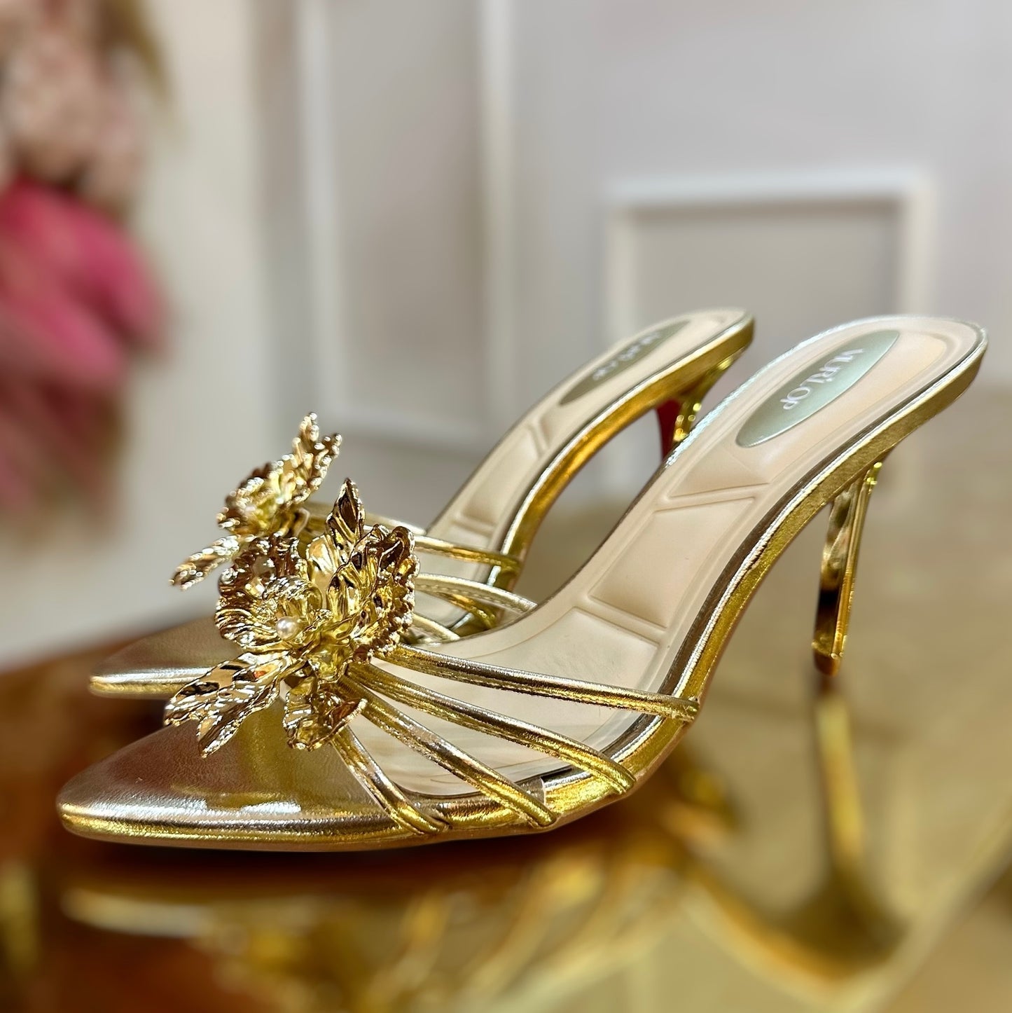 ZAPATILLA FLOR SURFY ORO