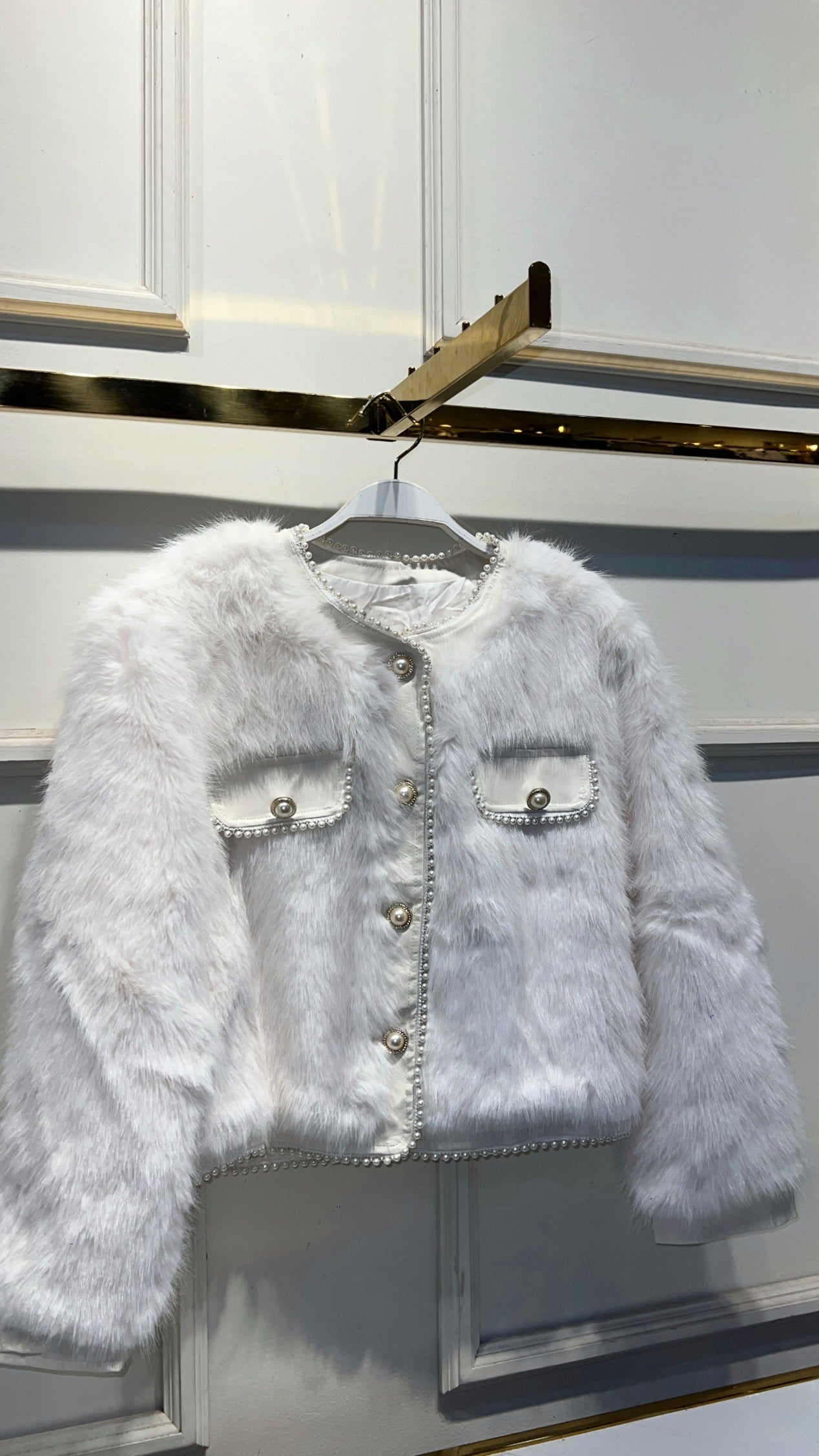 ABRIGO SABRINA  PELUCHE PERLAS BLANCO