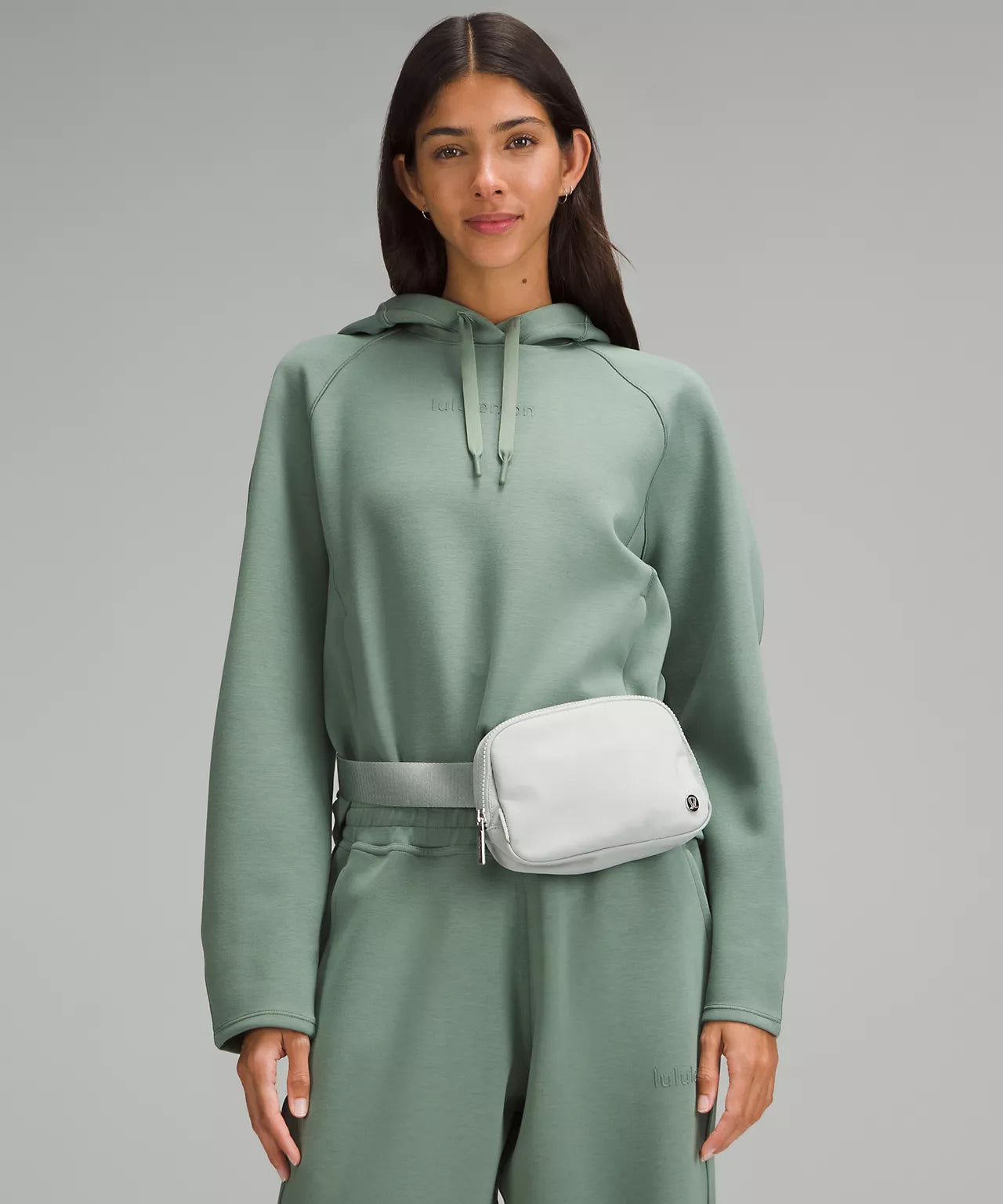 EVERYWHERE BELT BAG VERDE