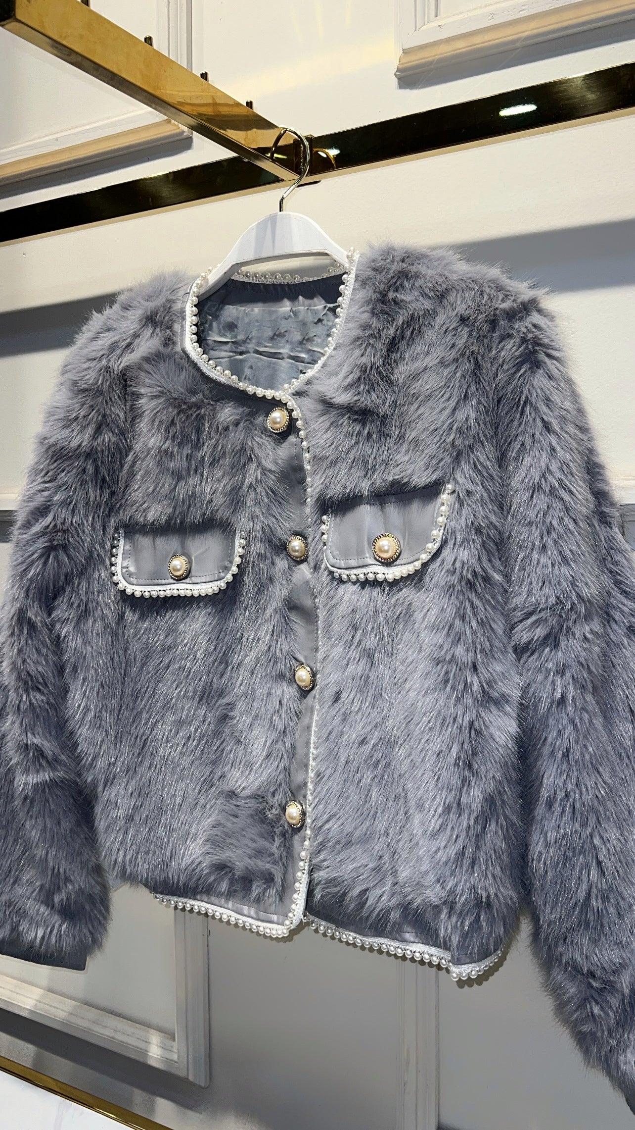 ABRIGO SABRINA PELUCHE PERLAS GRIS