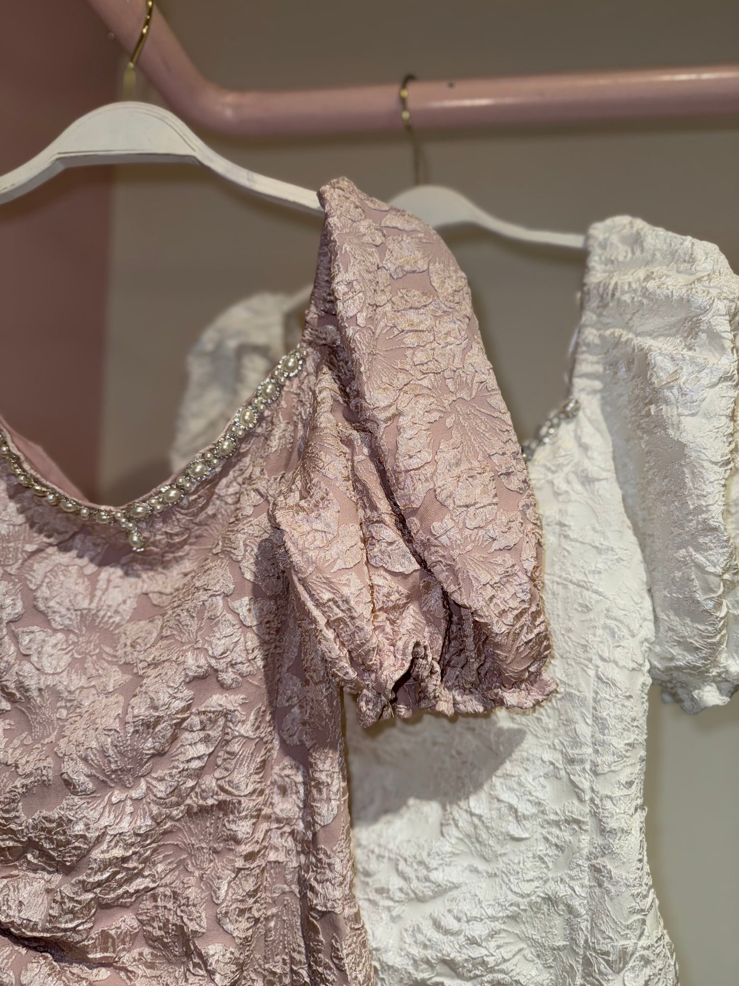 VESTIDO LACE ROSELLE CREMA