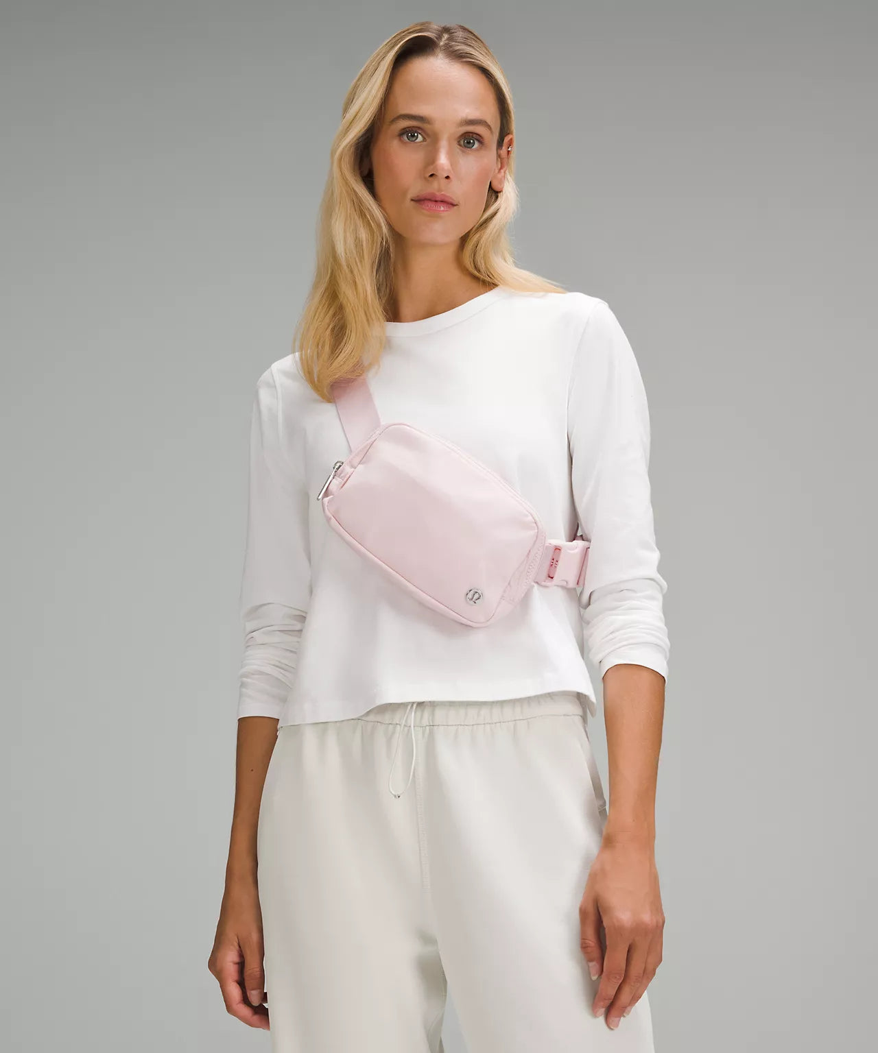 EVERYWHERE BELT BAG VERDE